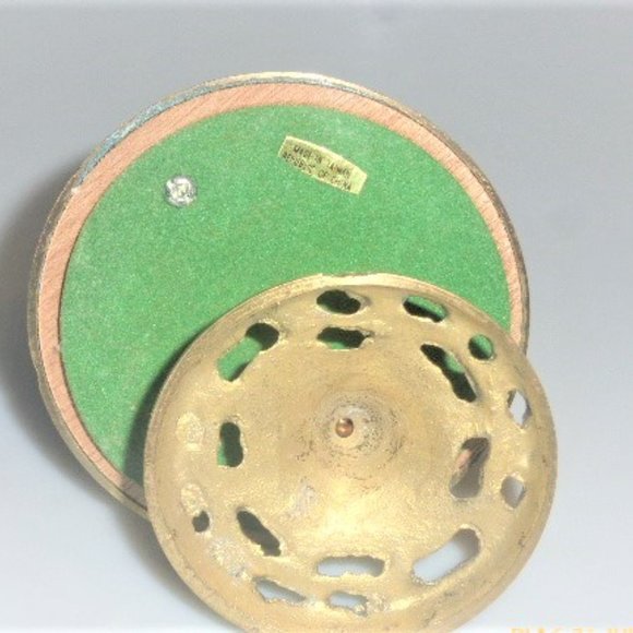 SWAN MUSIC BOX Vintage Brass Swan Wind Up Music Box Vintage Music Box Lake Water - Picture 5 of 9